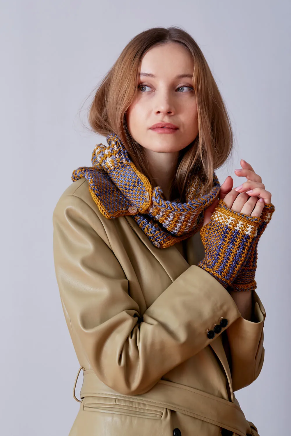 Architrave Cowl & Mitts