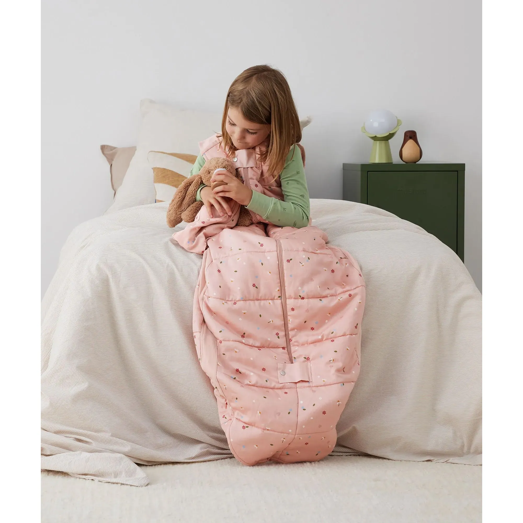ergoPouch Sheeting Sleeping Bag 2.5 TOG - Daisies