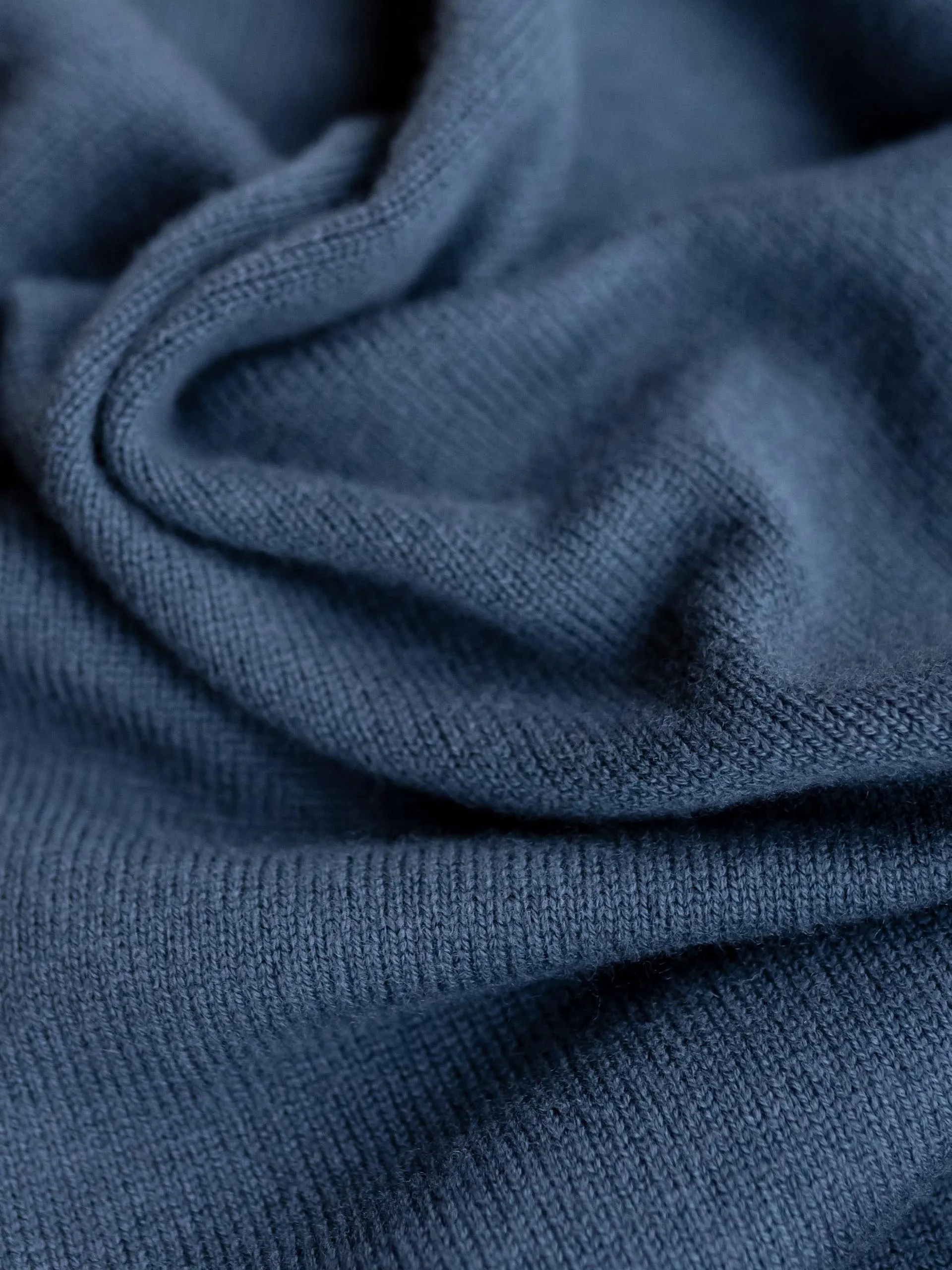 Merino triangle scarf in slate
