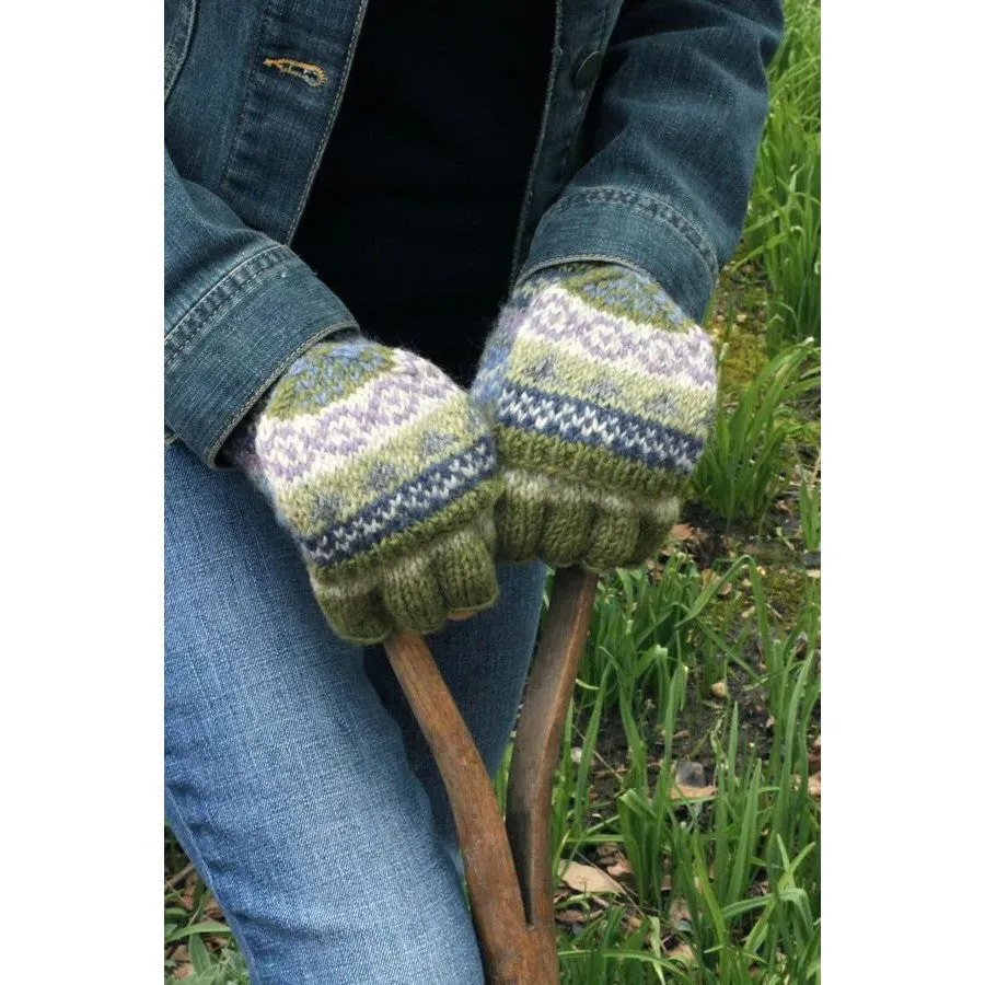 Pachamama Classic Fairisle Glove Mitts Olive