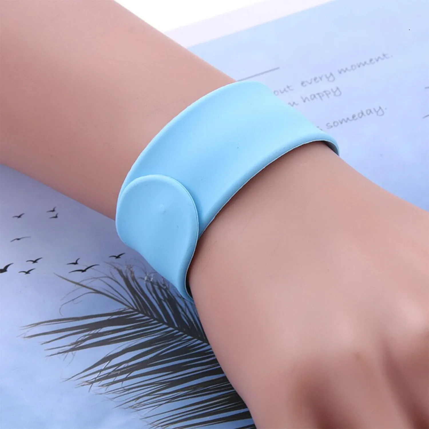 Slap Bracelets for Kids Boys Girls - Silicone Spiky Snap Wristbands (Multicolor)